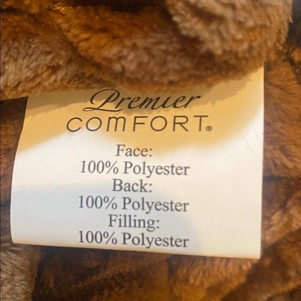 Madison Park Ribbed Plush Comforter Mini Set — Brown